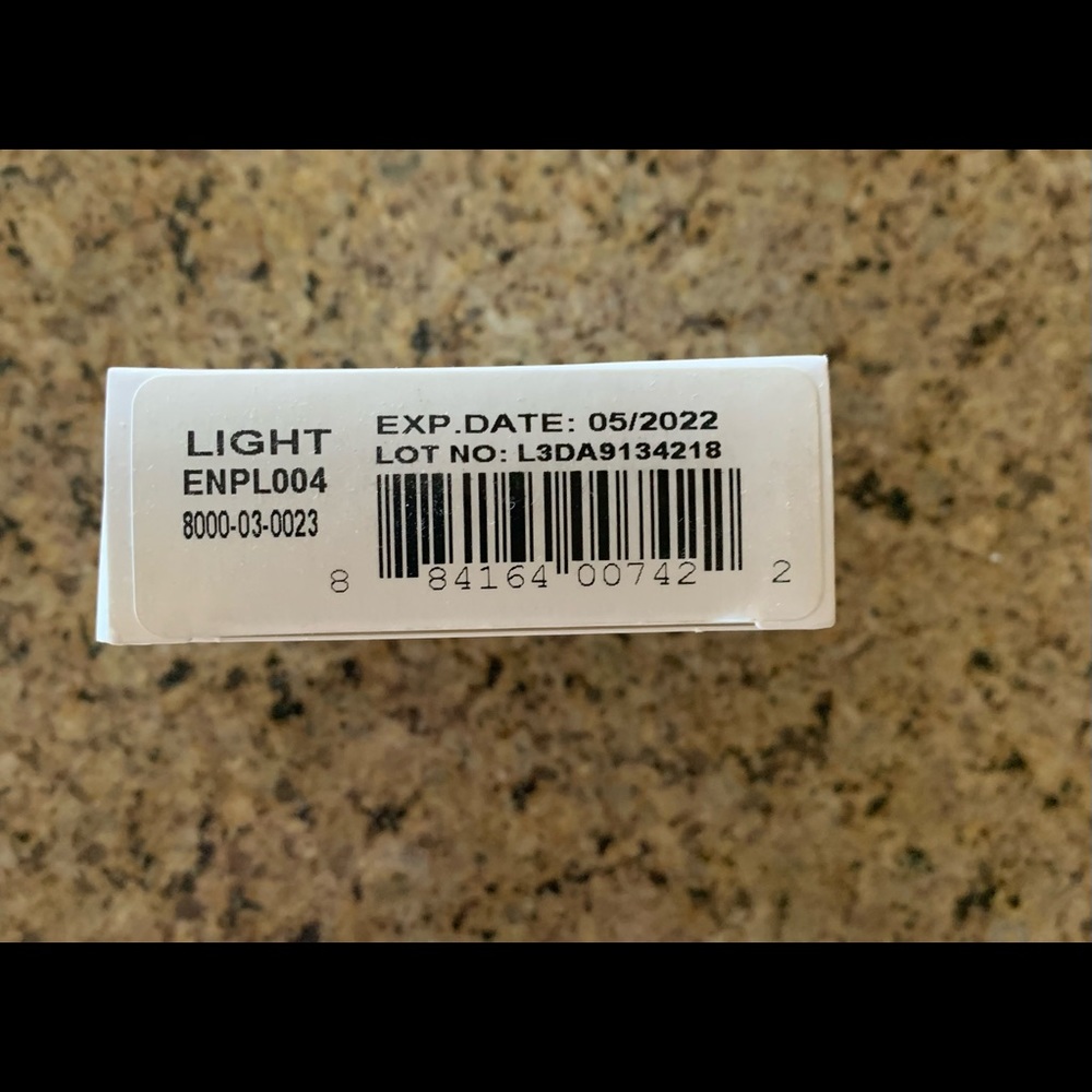 Rodan + Fields LIGHT shade Mineral Peptides - Picture 2 of 3